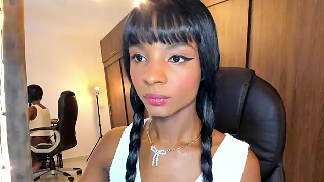 Snapshot of alikahouston4 chatting on 11, 3, 2025 alikahouston4 online show from 11, 3, 2025