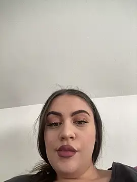 Snapshot of ayshalove chatting on 18, 3, 2025 ayshalove online show from 18, 3, 2025