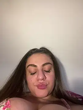 Snapshot of ayshalove chatting on 12, 3, 2025 ayshalove online show from 12, 3, 2025