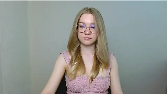 cindi hot online show from 3, 4, 2026