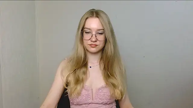 cindi hot online show from 11, 7, 2026