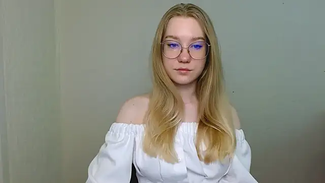 cindi hot online show from 5, 3, 2026