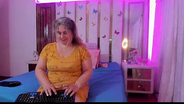 AnyelaGitanaMature online show from 30, 5, 2026