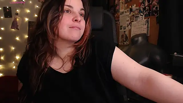 Saya sweet online show from 15, 10, 2025