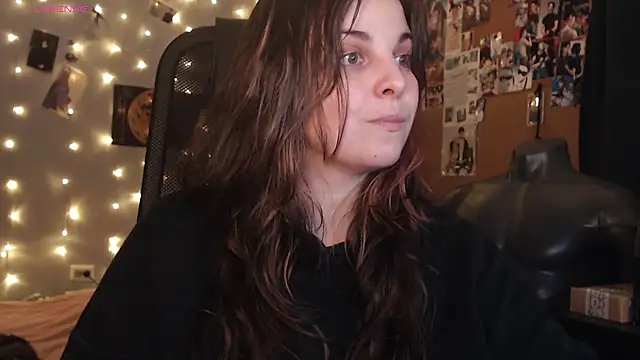 Saya sweet online show from 23, 10, 2025