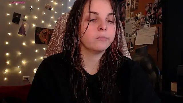 Saya sweet online show from 7, 10, 2025