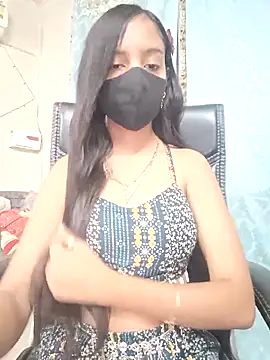 Parinaaz18 online show from 4, 11, 2025