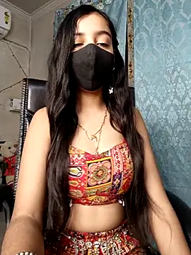 Parinaaz18 online show from 25, 11, 2025