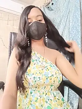 Snapshot of Parinaaz18 chatting on 17, 7, 2026 Parinaaz18 online show from 17, 7, 2026