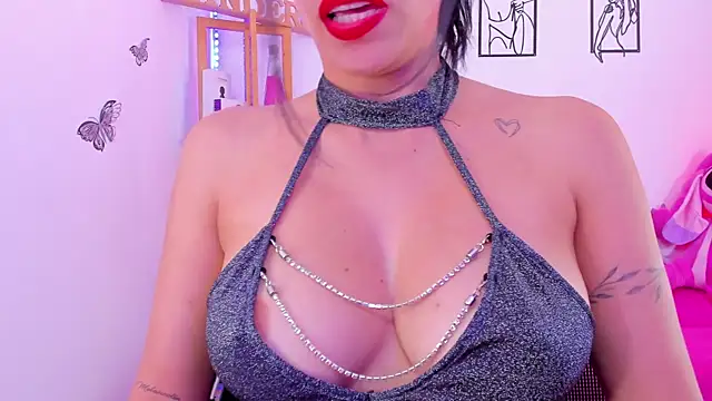 Snapshot of EmillySanders chatting on 29, 7, 2026 EmillySanders online show from 29, 7, 2026