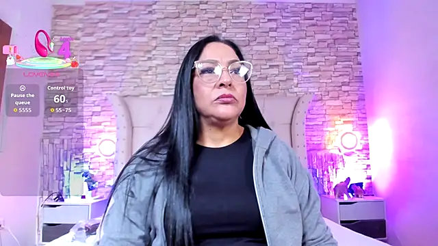 Gina Myers online show from 28, 11, 2025