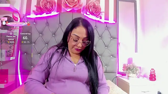 Gina Myers online show from 4, 11, 2025