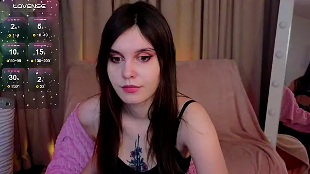 SusieMorris online show from 20, 2, 2025