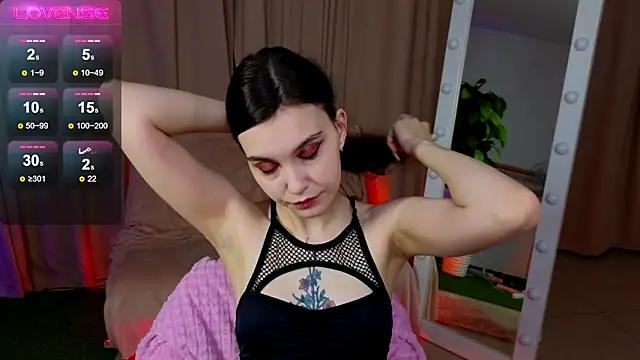 SusieMorris online show from 13, 3, 2025