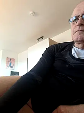 Milkasahne64 online show from 22, 3, 2026