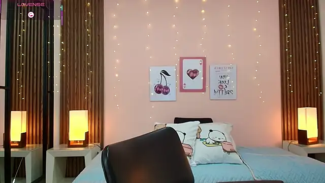 alina martinelli online show from 12, 4, 2026