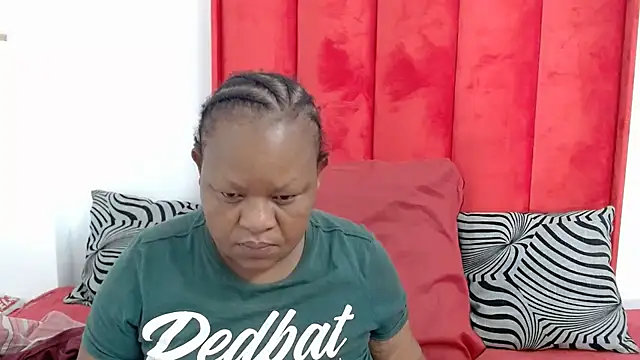 Snapshot of BBW42LL chatting on 3, 6, 2026 BBW42LL online show from 3, 6, 2026