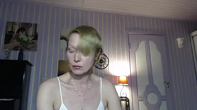 Snapshot of Marquise555 chatting on 20, 5, 2026 Marquise555 online show from 20, 5, 2026