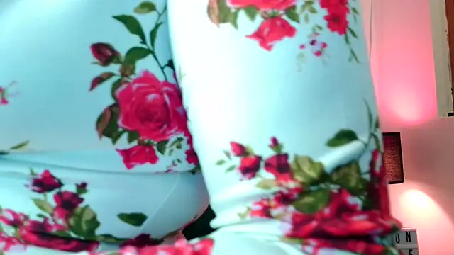 jessi lovers online show from 8, 3, 2025