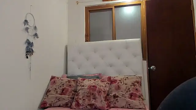 jessi lovers online show from 24, 9, 2025