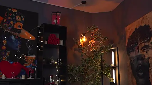 Evelyn Evyyy online show from 19, 3, 2026