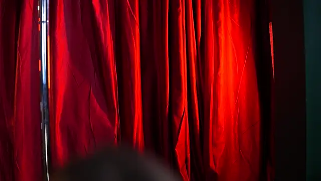 Evelyn Evyyy online show from 2, 11, 2025