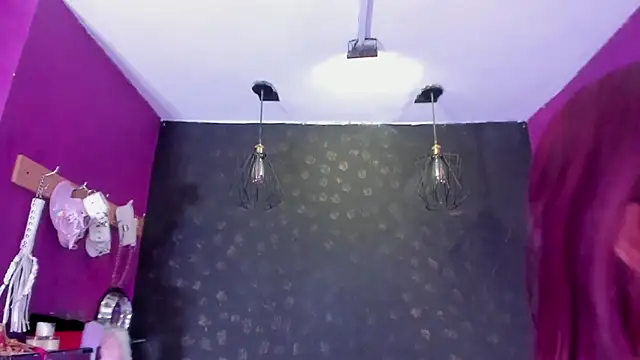 Alexa Slave online show from 4, 2, 2026