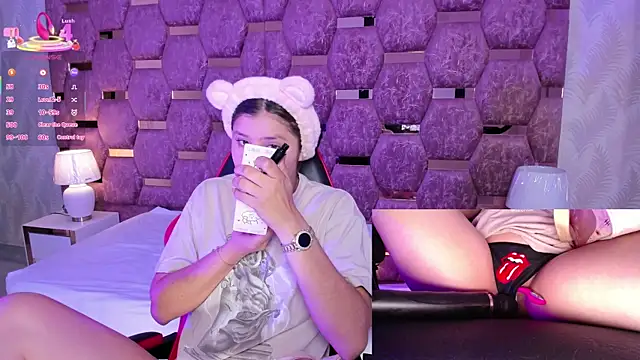 Trianna   online show from 22, 11, 2025