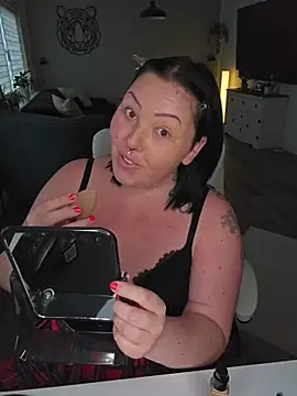 -BonnieBlack- online show from 8, 1, 2026