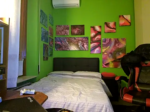 Snapshot of MASTERMONEY chatting on 2, 11, 2025 MASTERMONEY online show from 2, 11, 2025