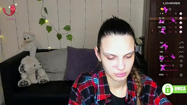 Aminakisuliawolf online show from 13, 2, 2025