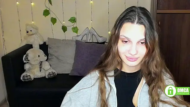 Aminakisuliawolf online show from 10, 2, 2025