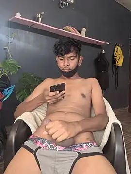 Snapshot of richardjames95 chatting on 1, 11, 2025 richardjames95 online show from 1, 11, 2025