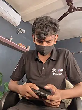 Snapshot of richardjames95 chatting on 25, 11, 2025 richardjames95 online show from 25, 11, 2025