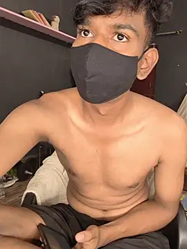 Snapshot of richardjames95 chatting on 27, 10, 2025 richardjames95 online show from 27, 10, 2025