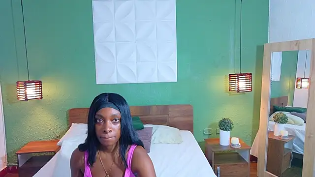 Shamiraa moore online show from 27, 11, 2025