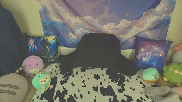 MilkyBunny online show from 11, 2, 2026