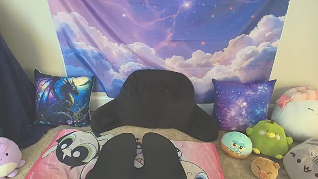MilkyBunny online show from 19, 5, 2026