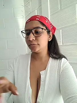 Sofythom1 online show from 9, 3, 2025