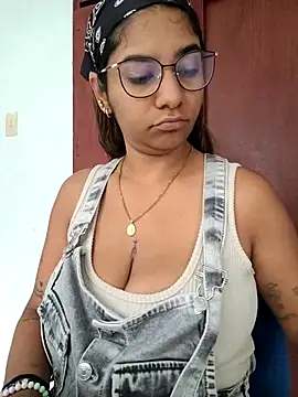 Sofythom1 online show from 1, 2, 2026