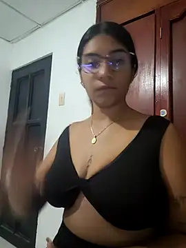 Sofythom1 online show from 10, 4, 2026