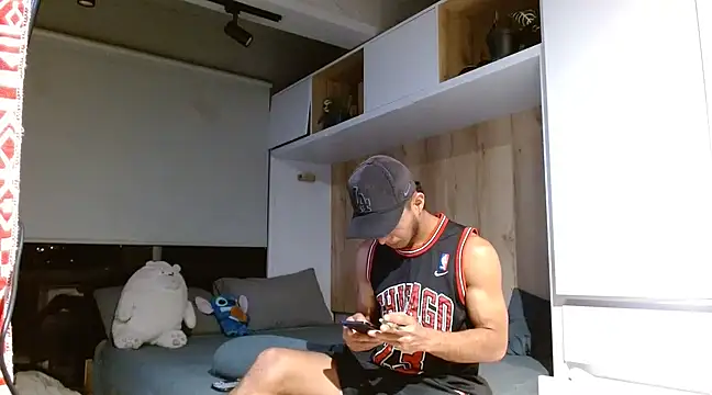 Snapshot of Nathan_Mendoza chatting on 3, 3, 2025 Nathan Mendoza online show from 3, 3, 2025