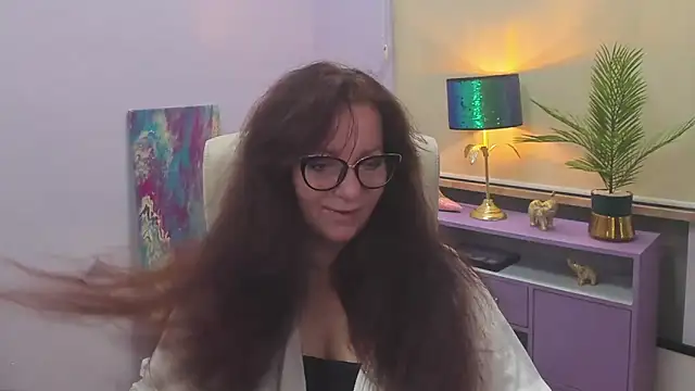 Alice xHeart online show from 17, 1, 2025