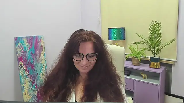 Alice xHeart online show from 27, 2, 2025