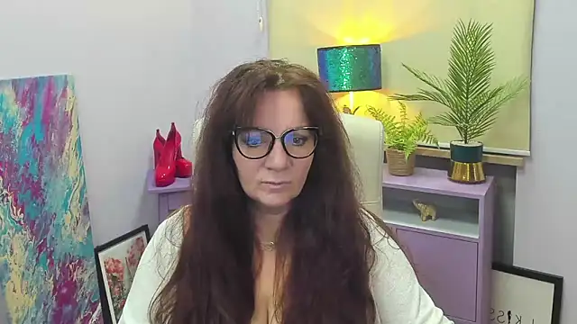 Alice xHeart online show from 13, 2, 2025