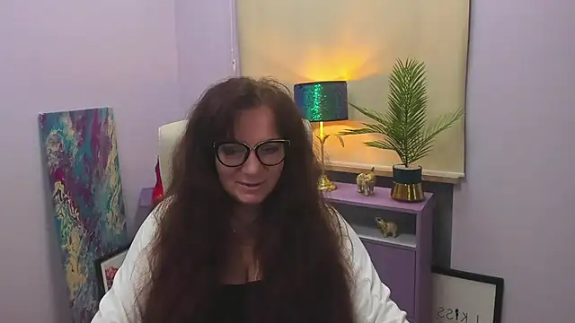 Alice xHeart online show from 2, 1, 2025