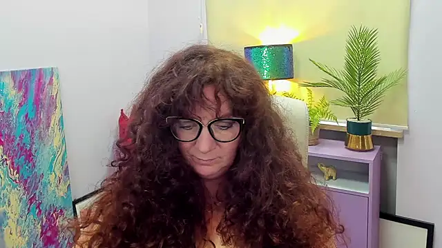 Alice xHeart online show from 14, 2, 2025