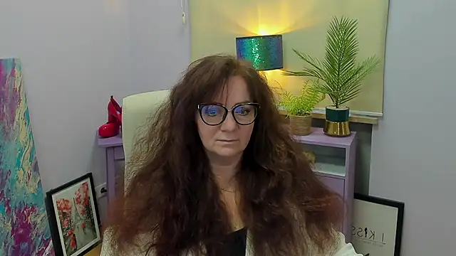 Alice xHeart online show from 10, 2, 2025