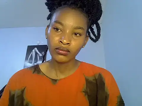 cute-alexis online show from 28, 4, 2026