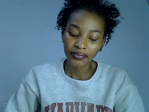 Snapshot of cute-alexis chatting on 19, 9, 2025 cute-alexis online show from 19, 9, 2025